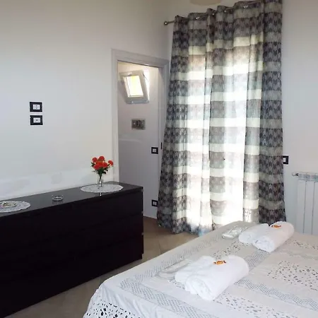 Apartman And Cefalù